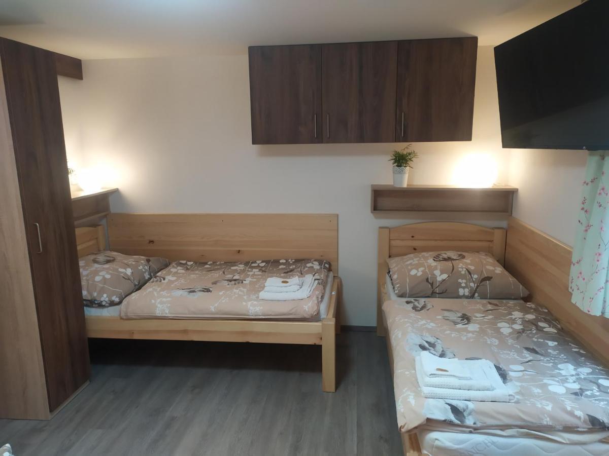 Apartmany De-Lu Blansko Bagian luar foto