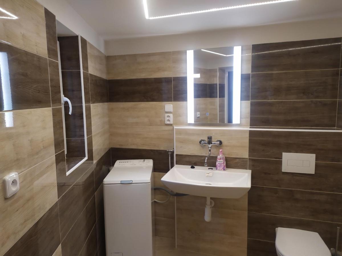 Apartmany De-Lu Blansko Bagian luar foto